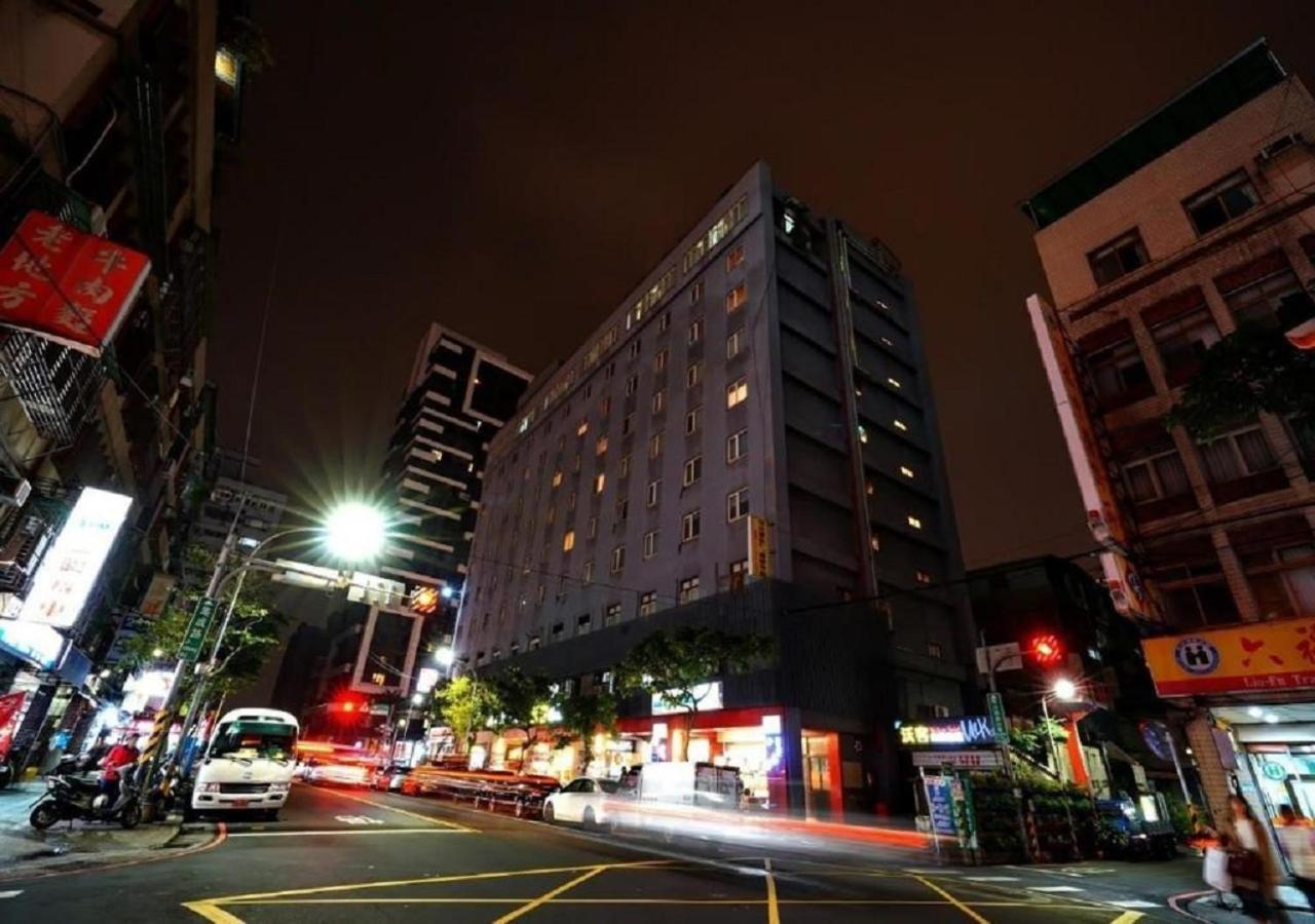 Walker Hotel - Sanchong Taipei Exterior photo